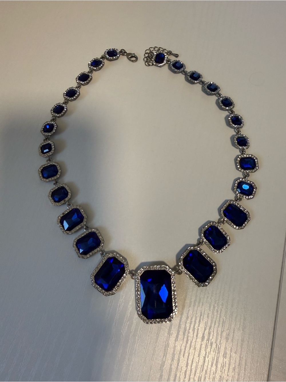 Elegant Blue Crystal Statement Necklace